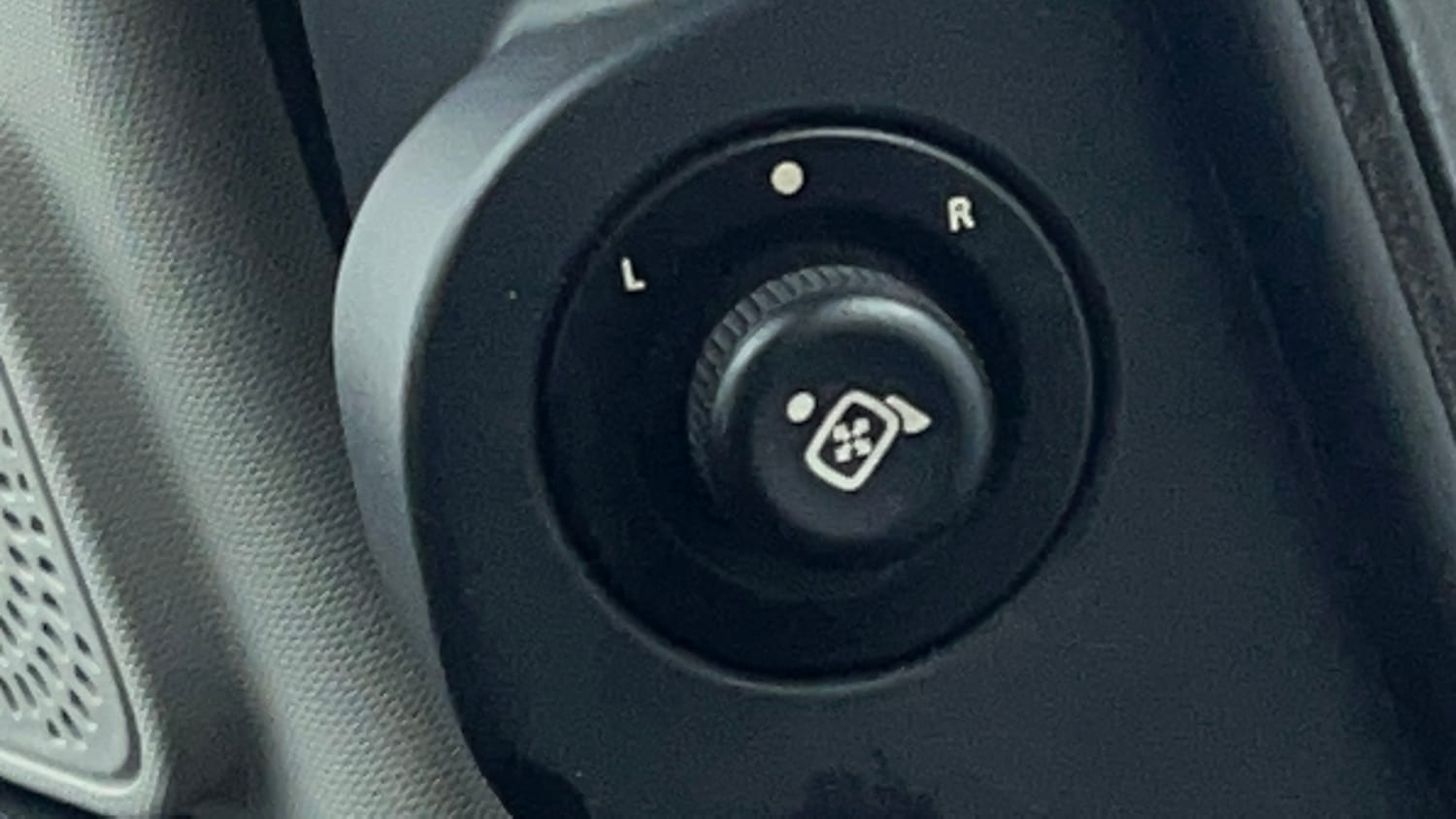 Used 2019 Tata Tiago Revotron XT Petrol Manual top_features Adjustable ORVM