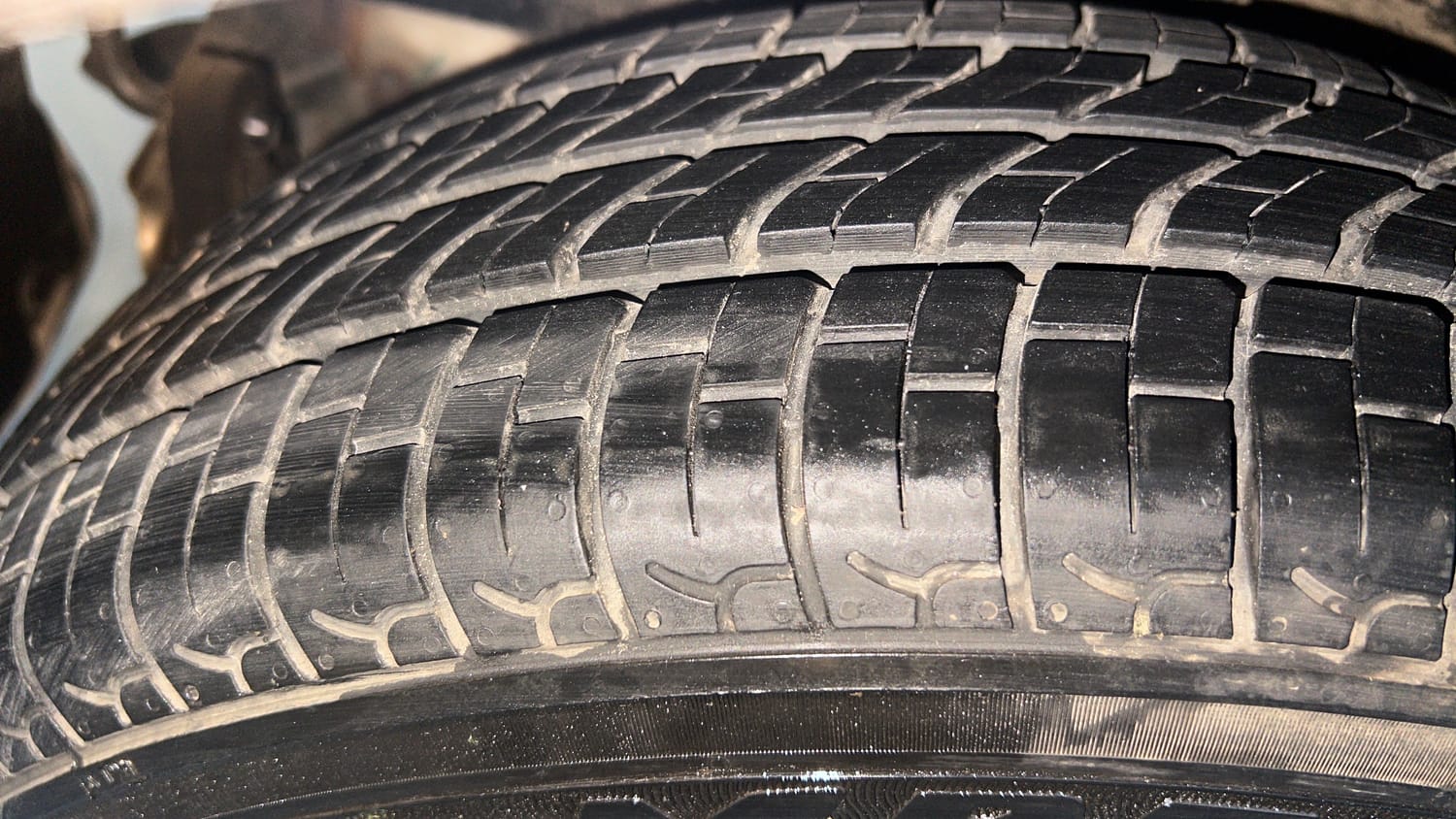Used 2021 Hyundai Santro Sportz AMT Petrol Automatic tyres RIGHT REAR TYRE TREAD VIEW