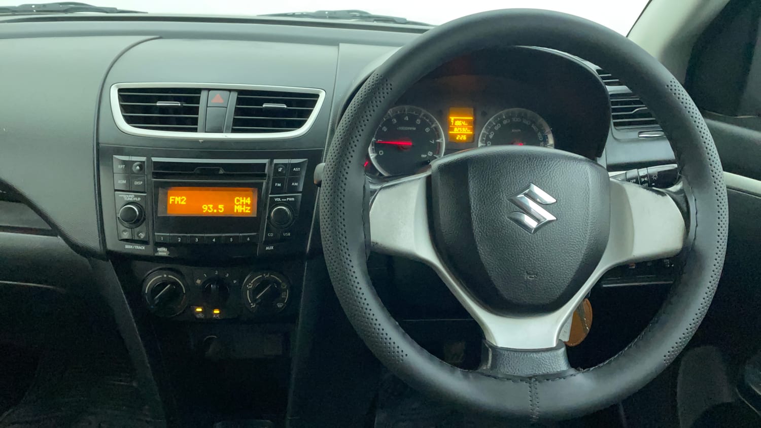 Used 2017 Maruti Suzuki Swift VXi Petrol Manual interior STEERING VIEW