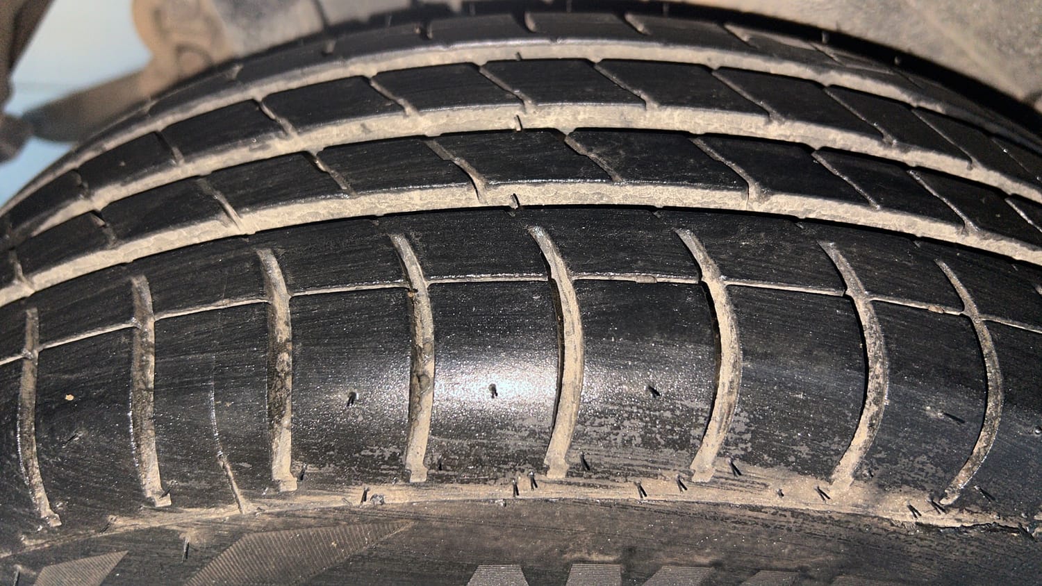 Used 2016 Maruti Suzuki Wagon R VXI Petrol Manual tyres RIGHT REAR TYRE TREAD VIEW