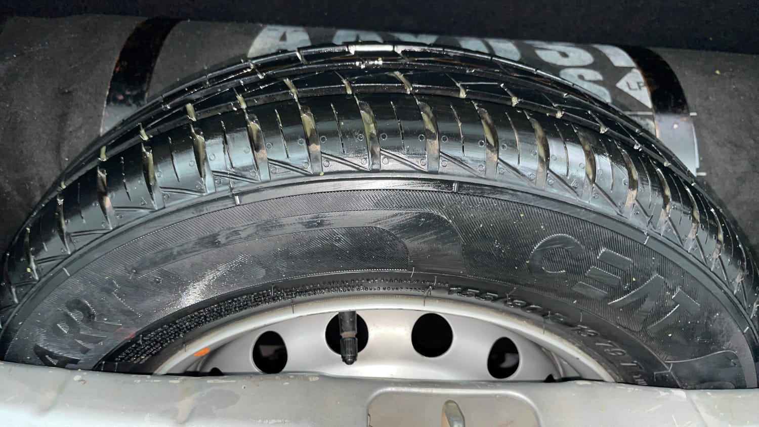 Used 2020 Hyundai New Santro 1.1 Sportz Petrol + CNG (outside fitted) Petrol+cng Manual tyres SPARE TYRE VIEW