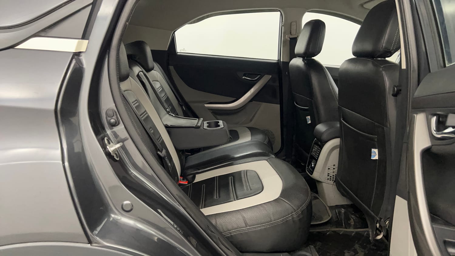Used 2019 Tata Nexon XZA Plus Diesel Diesel Automatic interior RIGHT SIDE REAR DOOR CABIN VIEW