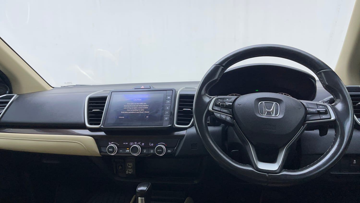 Used 2022 Honda City ZX CVT Petrol Petrol Automatic interior DASHBOARD VIEW