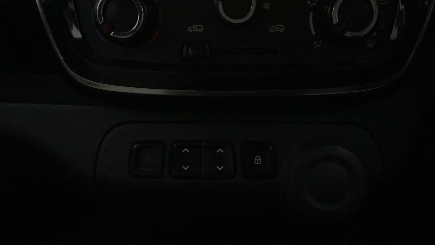 Used 2016 Renault Kwid RXT Petrol Manual top_features Power windows