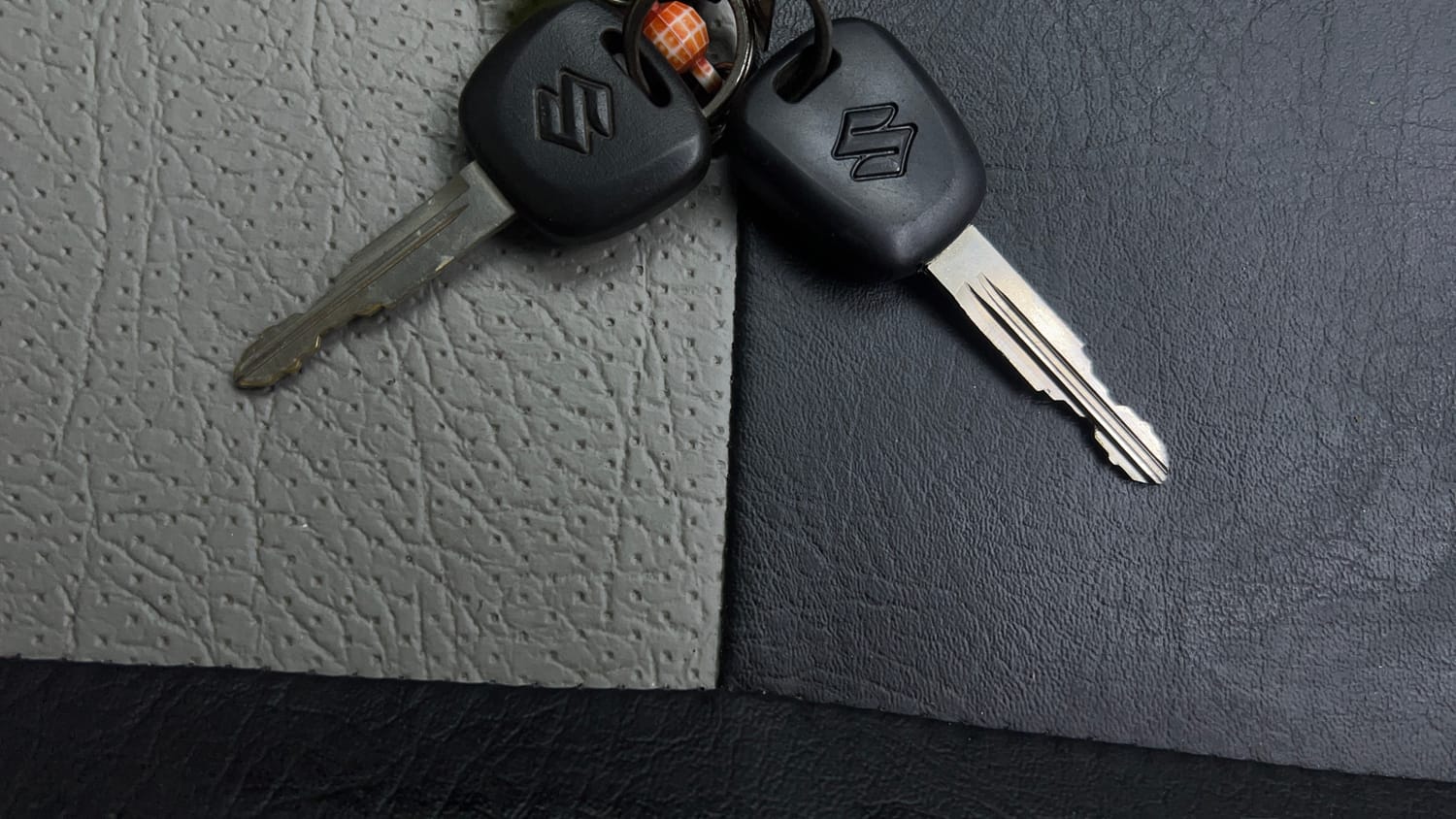 Used 2022 Maruti Suzuki Eeco 5 STR AC (O) Petrol Manual extra CAR KEY VIEW