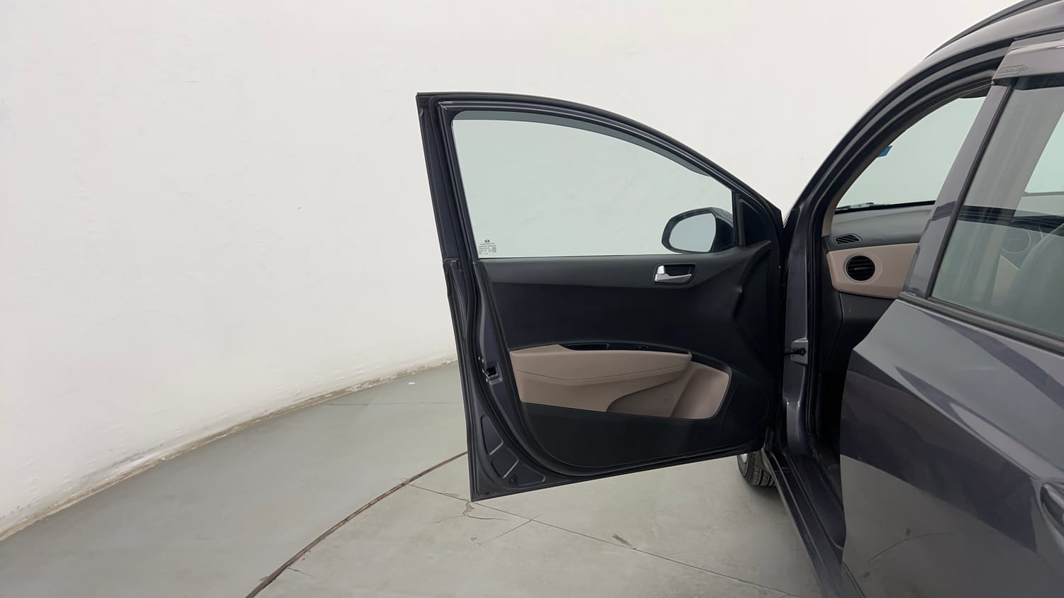 Used 2018 Hyundai Grand i10 Sportz 1.2 Kappa VTVT Petrol Manual interior LEFT FRONT DOOR OPEN VIEW