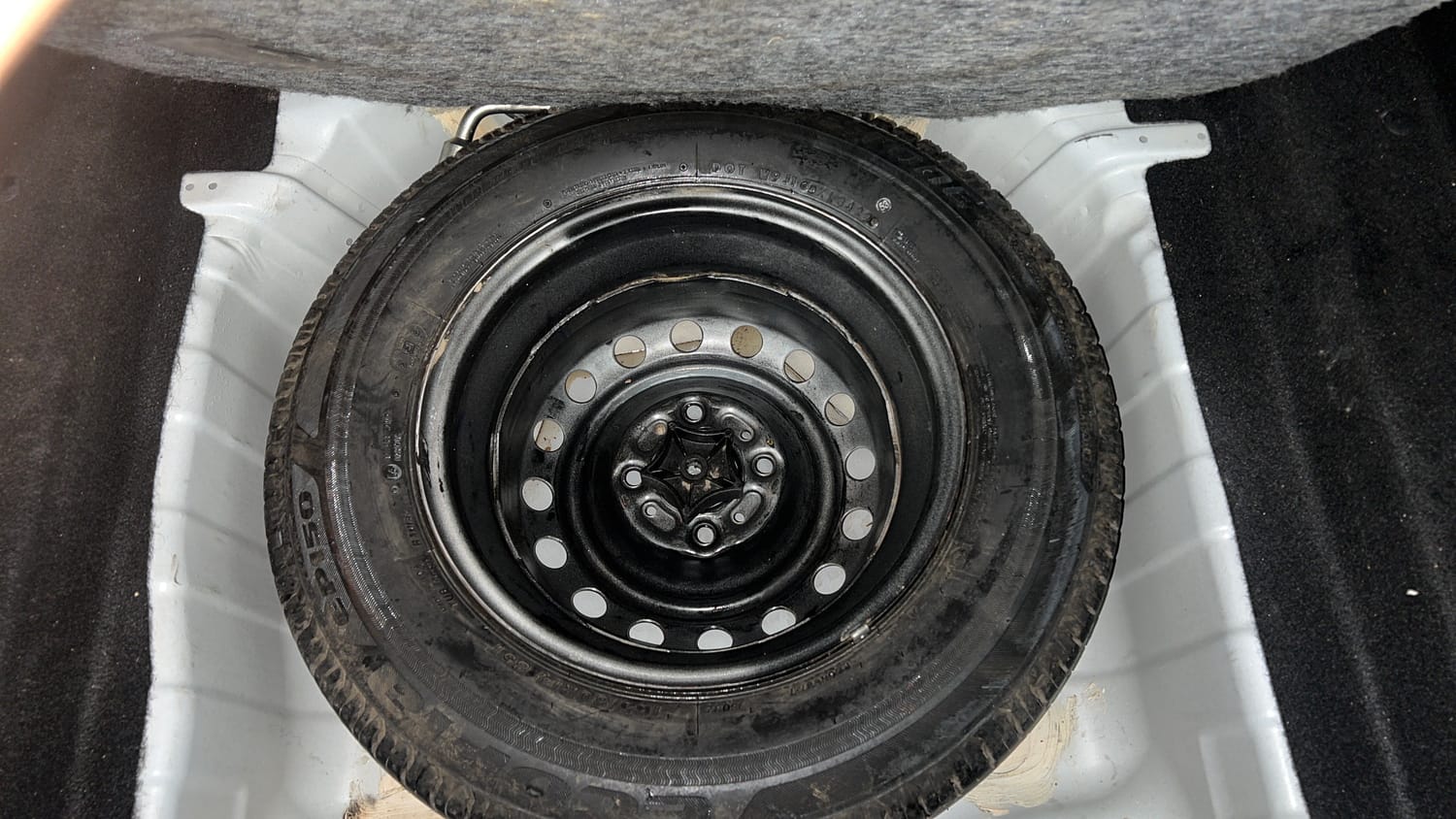Used 2022 Tata Altroz XZ Plus Diesel Diesel Manual tyres SPARE TYRE VIEW