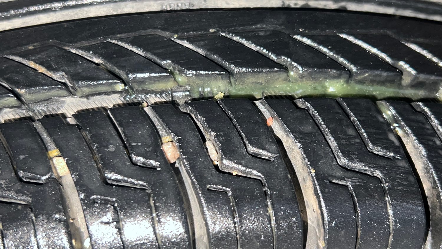 Used 2023 Maruti Suzuki Alto K10 VXi Plus Petrol Manual tyres LEFT FRONT TYRE TREAD VIEW