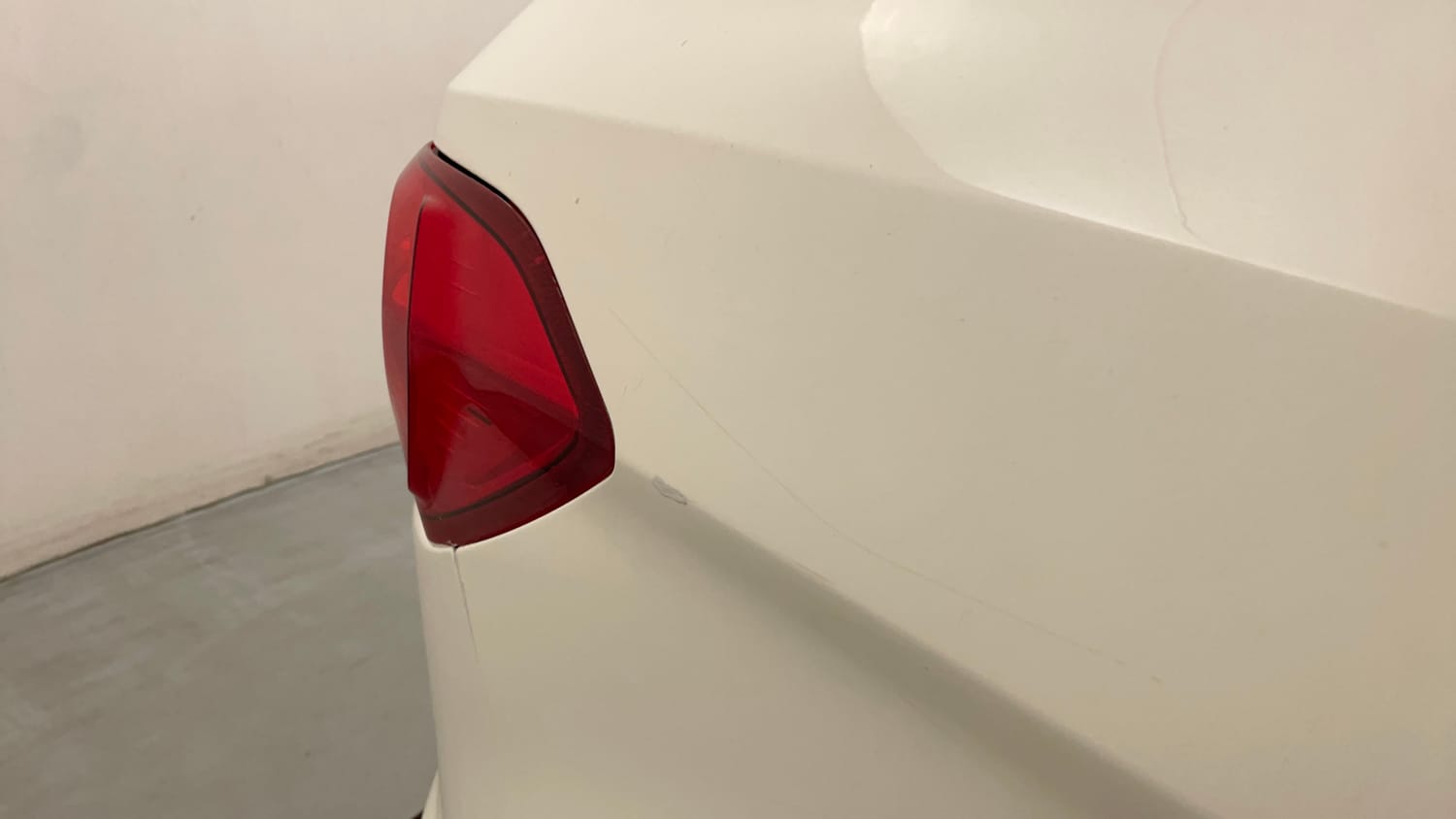 Used 2013 Ford EcoSport Titanium 1.5 Ti-VCT Petrol Manual dents MINOR SCRATCH