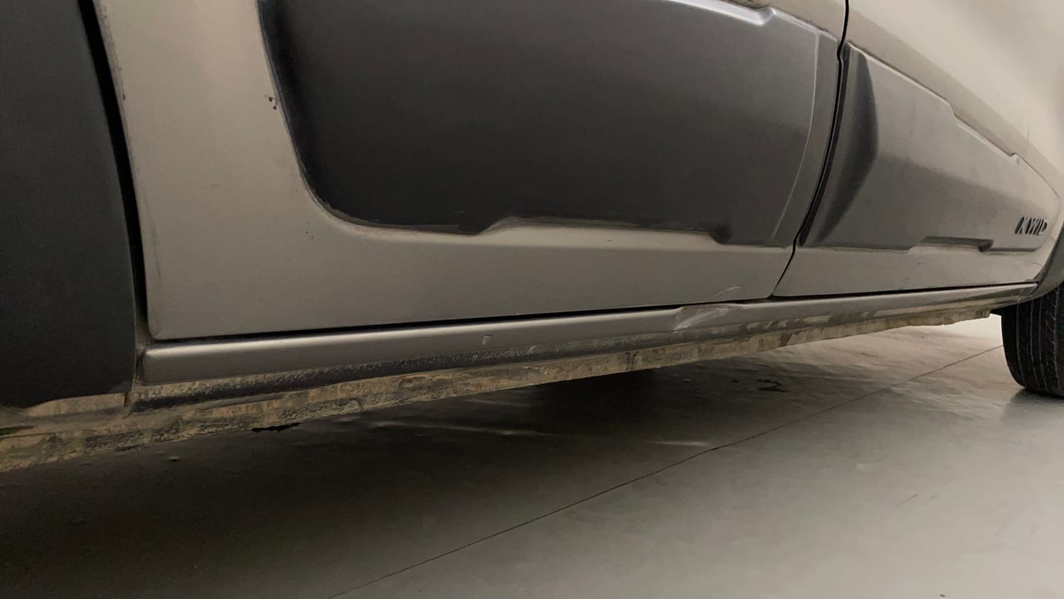 Used 2016 Renault Kwid RXT Petrol Manual dents MINOR DENT