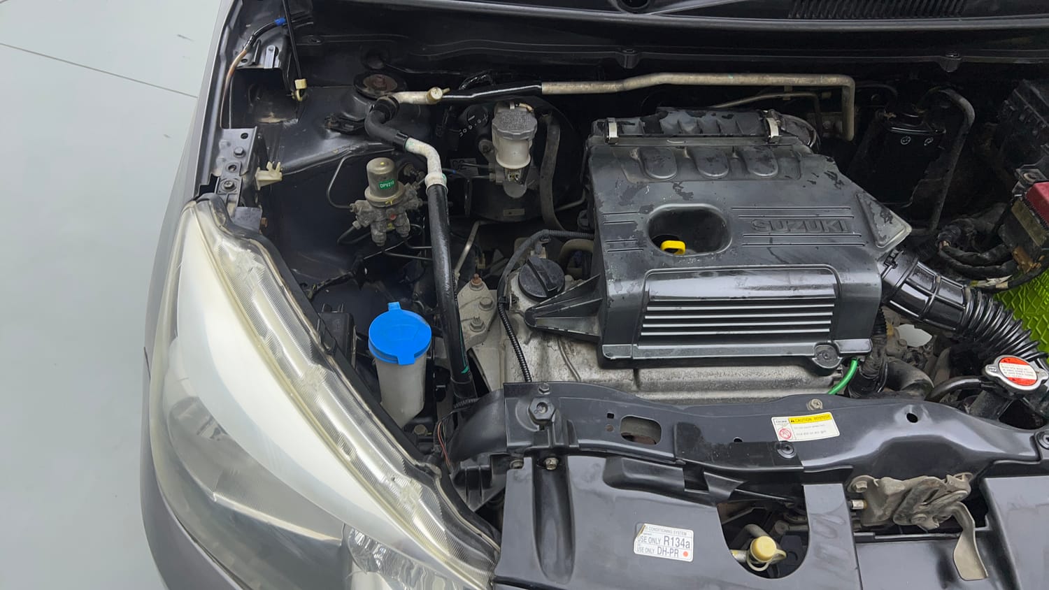 Used 2015 Maruti Suzuki Celerio VXi Petrol Manual engine ENGINE RIGHT SIDE VIEW