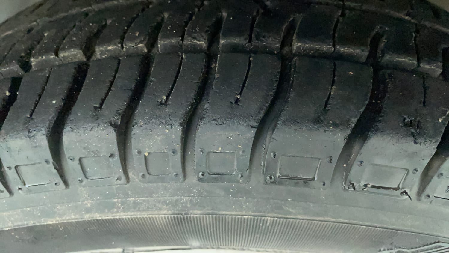 Used 2018 Maruti Suzuki Alto 800 LXi Petrol Manual tyres RIGHT FRONT TYRE TREAD VIEW