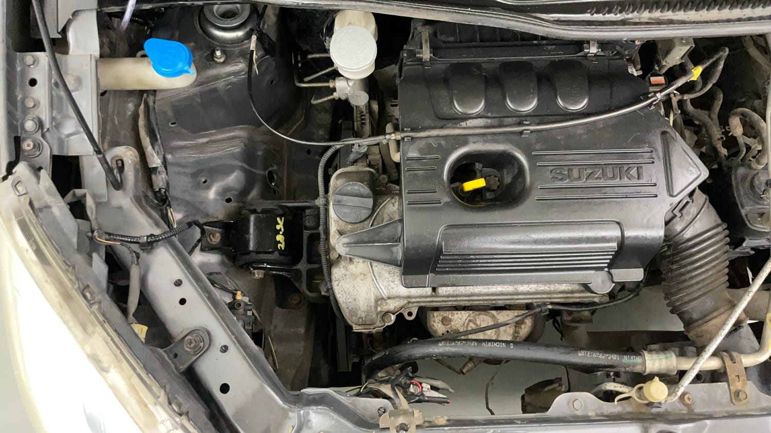 Used 2015 Maruti Suzuki Wagon R LXI Petrol Manual engine ENGINE RIGHT SIDE VIEW