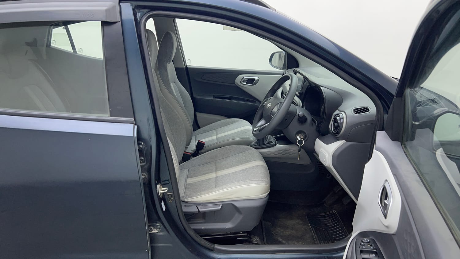 Used 2020 Hyundai Grand i10 Nios Sportz 1.2 Kappa VTVT Petrol Manual interior RIGHT SIDE FRONT DOOR CABIN VIEW