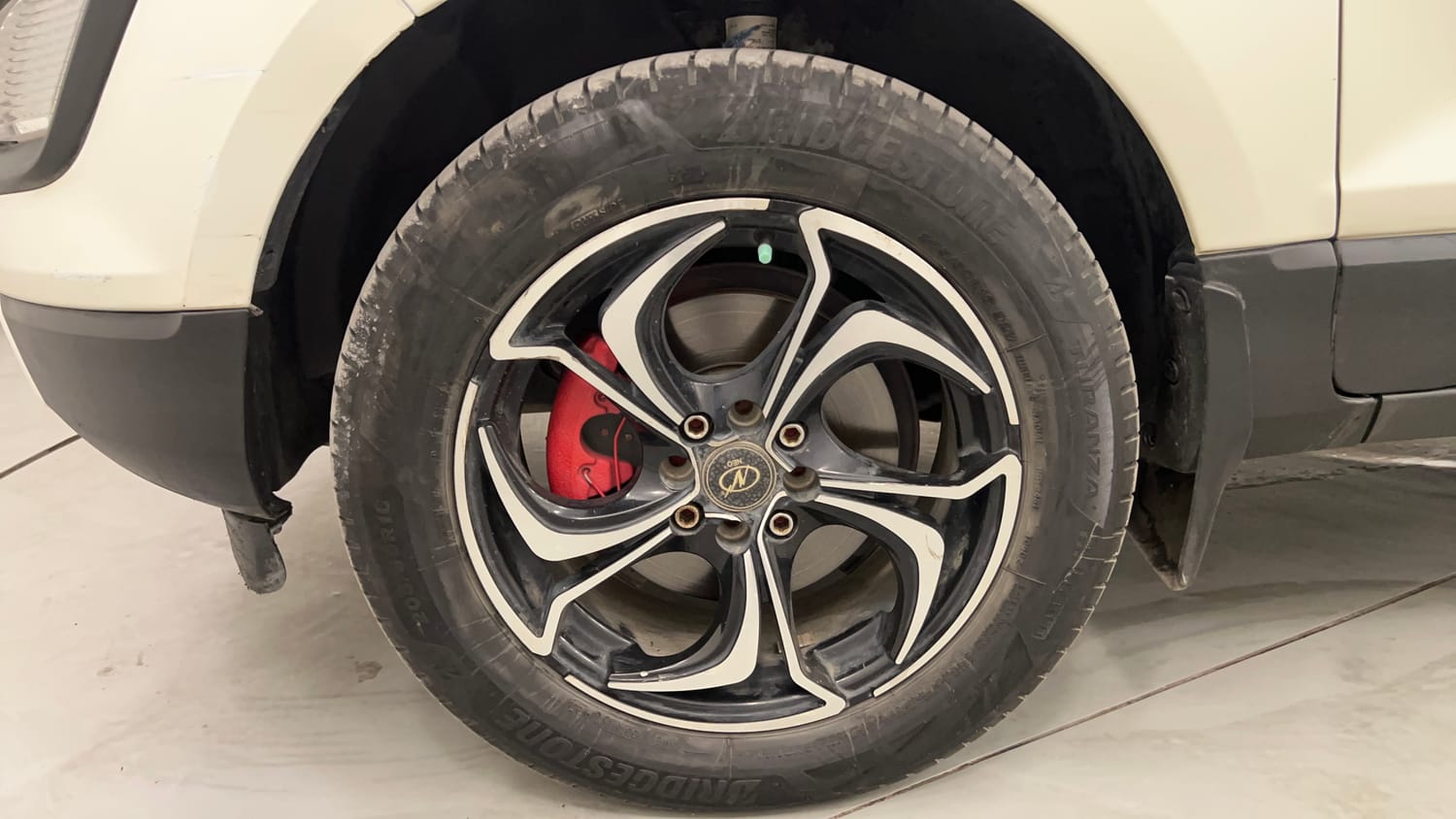 Used 2021 Ford EcoSport Trend 1.5L Ti-VCT Petrol Manual tyres LEFT FRONT TYRE RIM VIEW