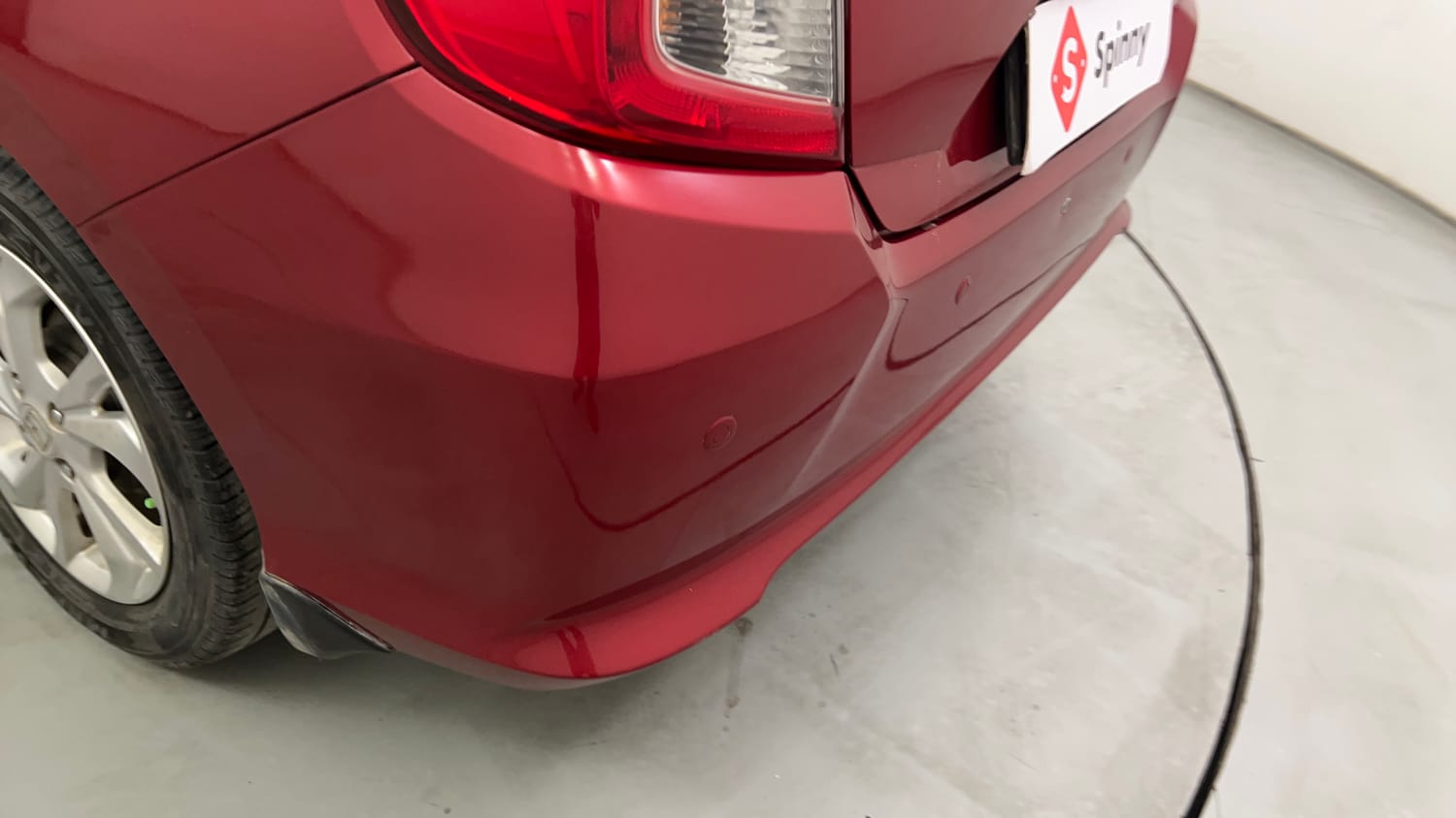 Used 2020 Honda Amaze 1.2 V CVT Petrol Petrol Automatic dents MINOR SCRATCH