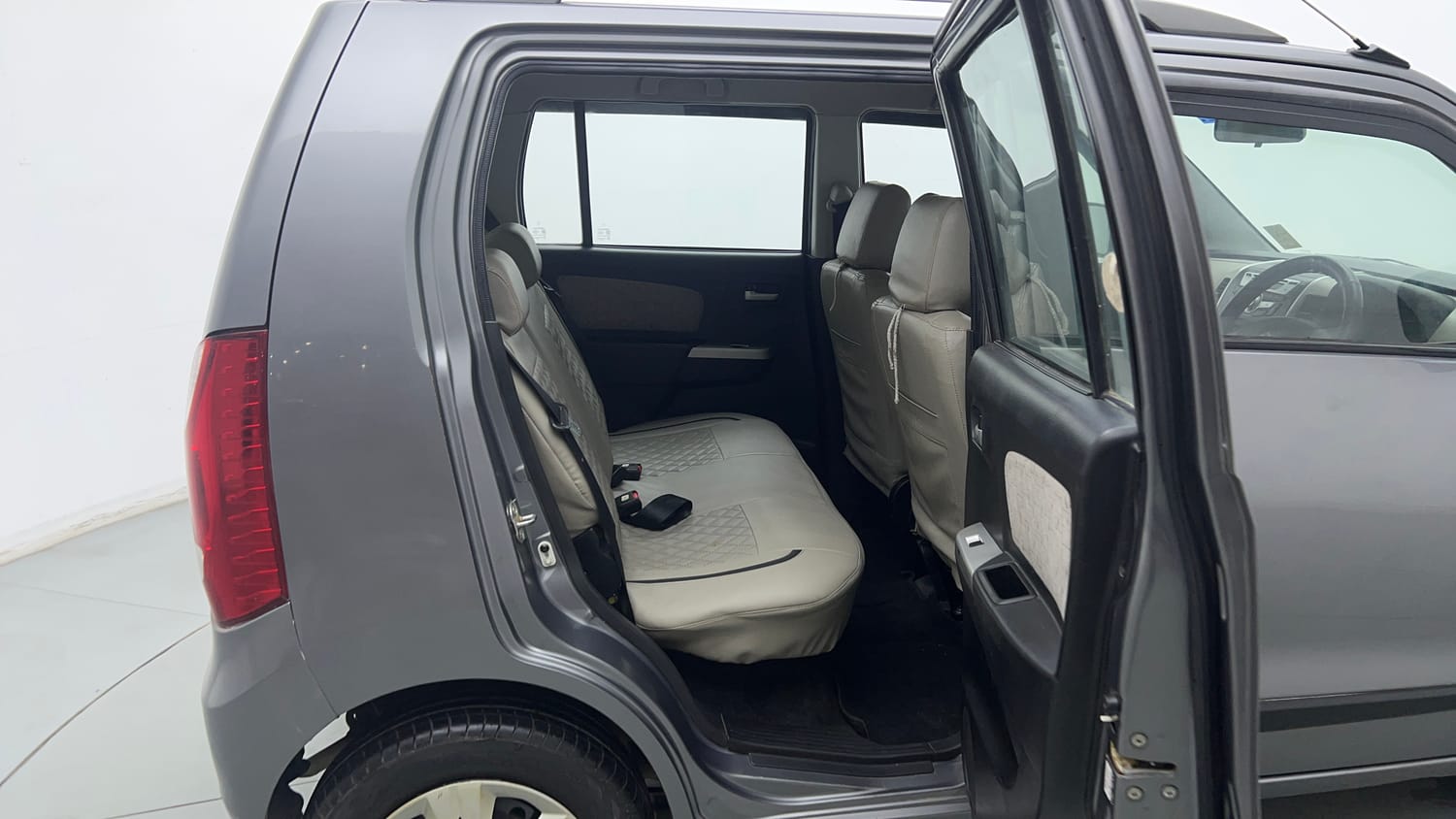 Used 2016 Maruti Suzuki Wagon R VXI Petrol Manual interior RIGHT SIDE REAR DOOR CABIN VIEW