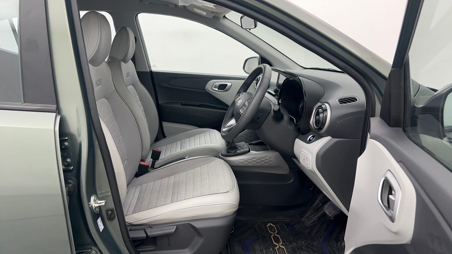 Used 2025 Hyundai Grand i10 Nios Asta 1.2 Kappa AMT Petrol Automatic interior RIGHT SIDE FRONT DOOR CABIN VIEW