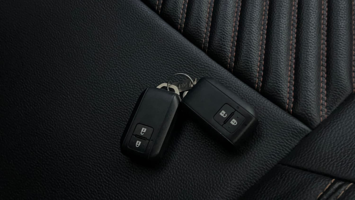 Used 2022 Maruti Suzuki Swift ZXi AMT Petrol Automatic extra CAR KEY VIEW