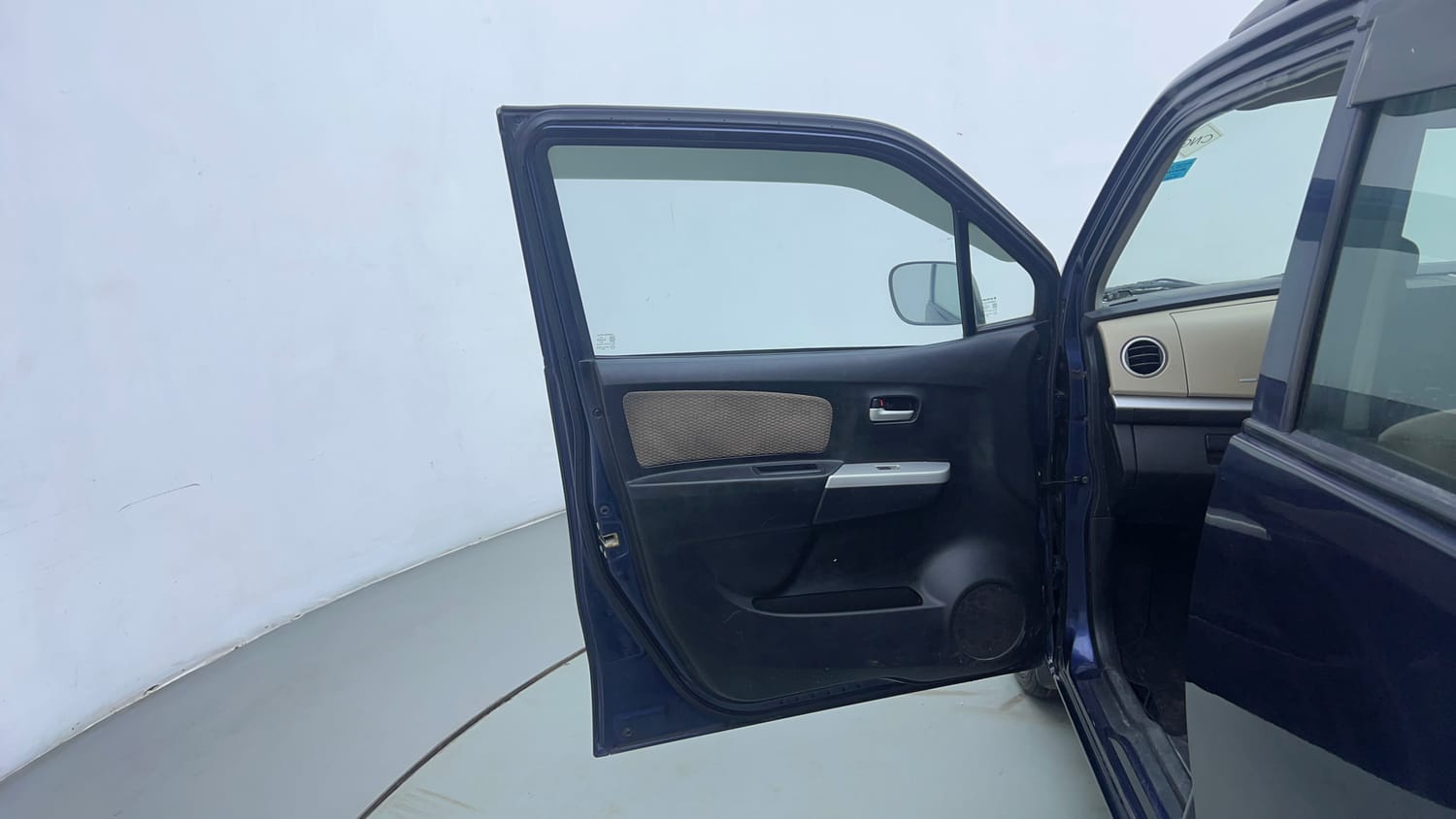 Used 2017 Maruti Suzuki Wagon R LXI CNG Cng Manual interior LEFT FRONT DOOR OPEN VIEW