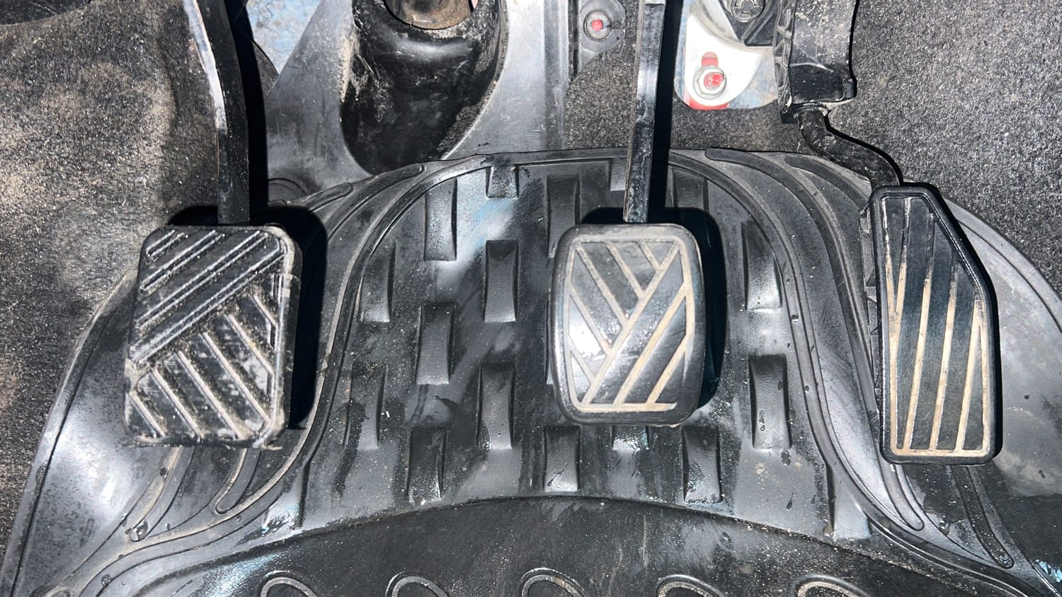 Used 2022 Maruti Suzuki Celerio VXi Petrol Manual interior PEDALS VIEW