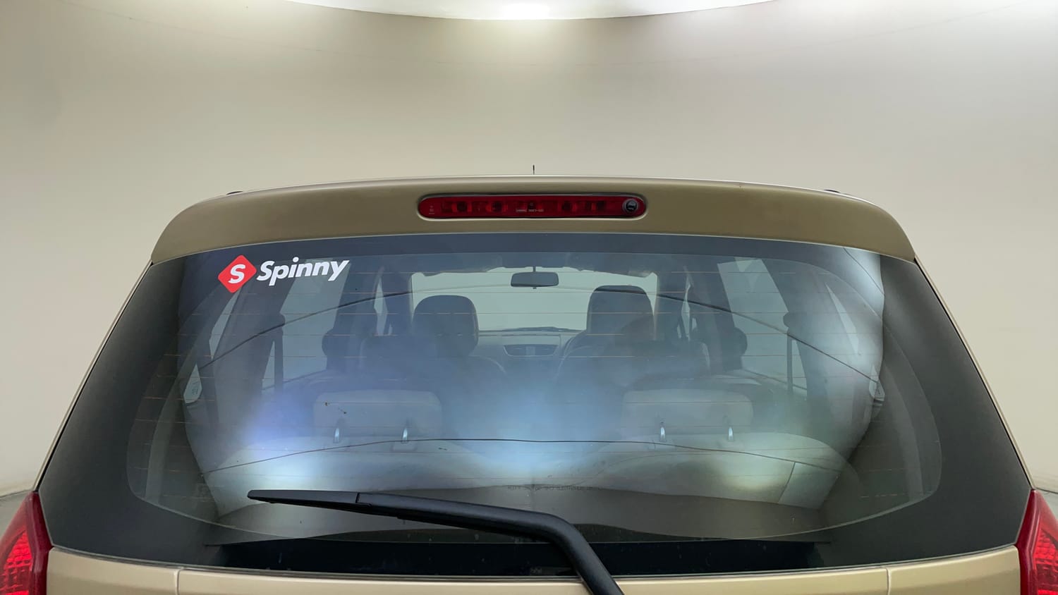 Used 2017 Maruti Suzuki Ertiga ZDI + SHVS Diesel Manual exterior BACK WINDSHIELD VIEW