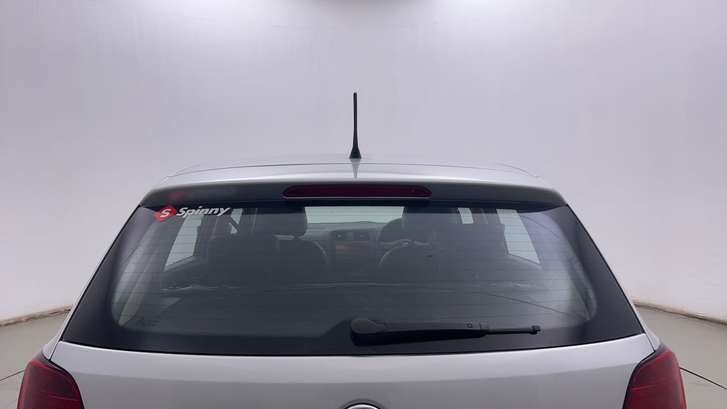 Used 2015 Volkswagen Polo Comfortline 1.2L (P) Petrol Manual exterior BACK WINDSHIELD VIEW