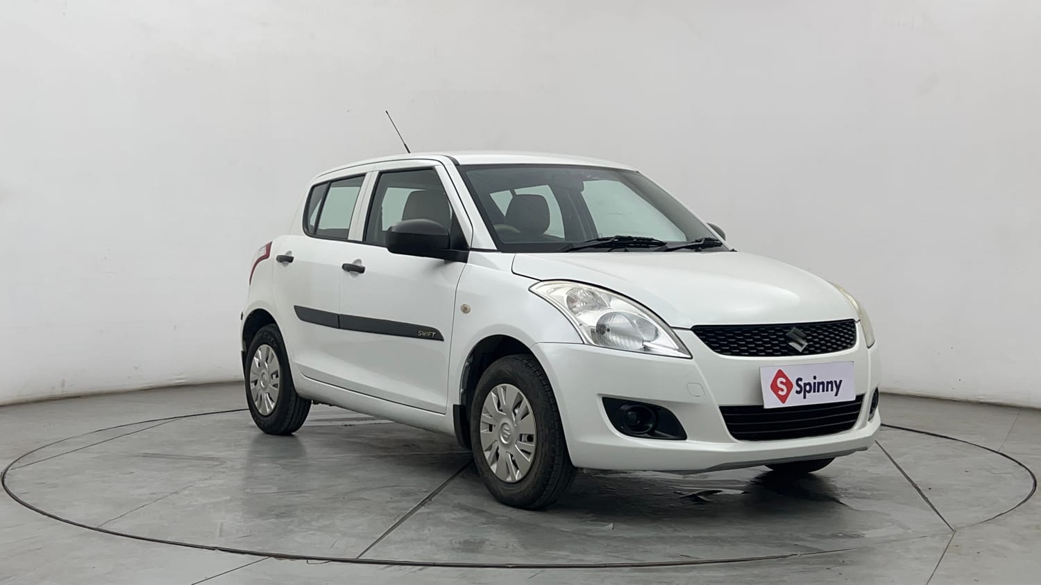 Used 2012 Maruti Suzuki Swift LXi Petrol Manual exterior RIGHT FRONT CORNER VIEW