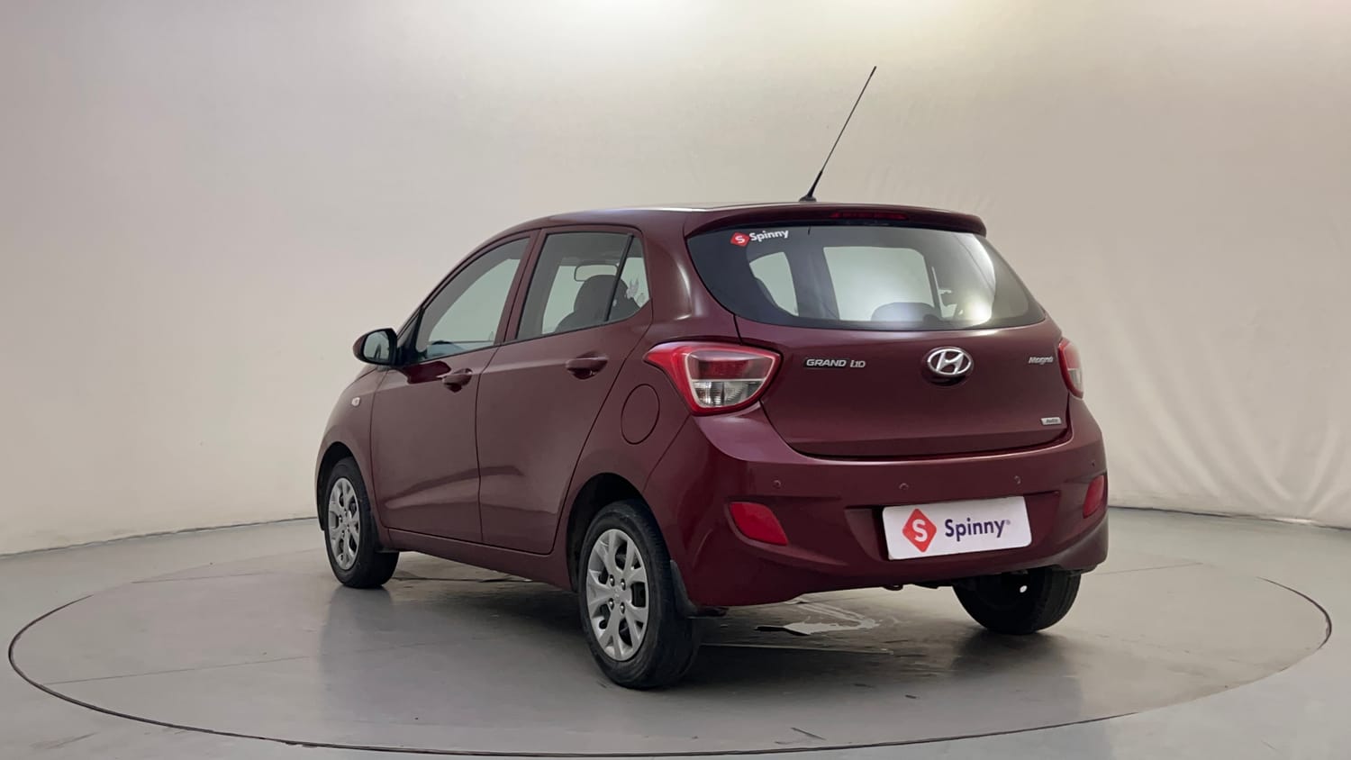 Used 2017 Hyundai Grand i10 Magna AT 1.2 Kappa VTVT Petrol Automatic exterior LEFT REAR CORNER VIEW