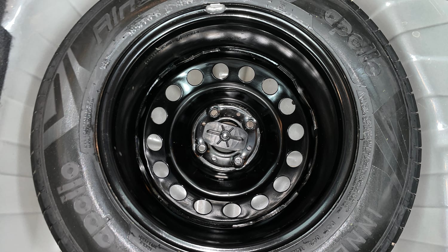 Used 2024 Tata Punch Accomplished MT Petrol Manual tyres SPARE TYRE VIEW