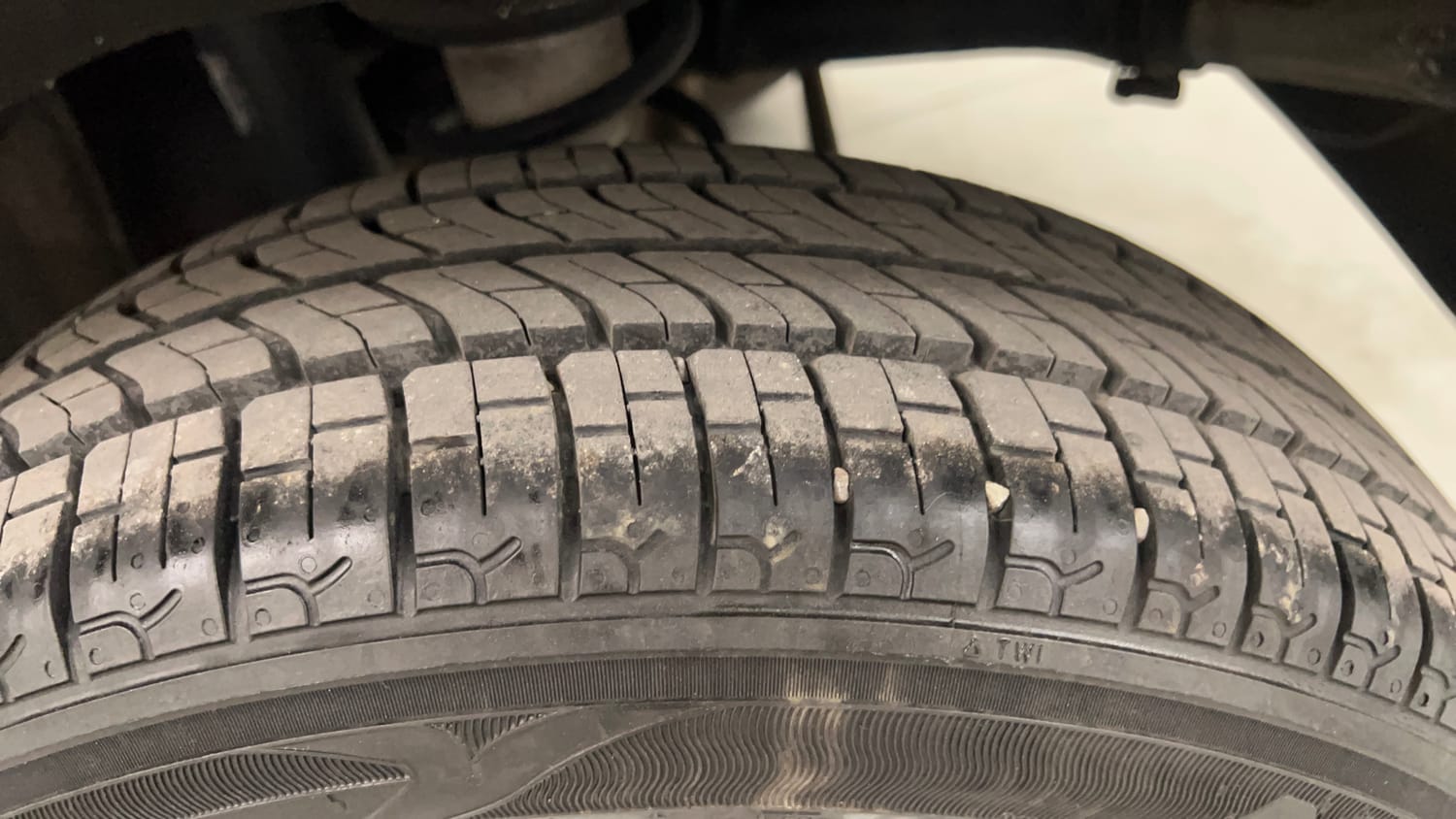 Used 2012 Maruti Suzuki Alto K10 VXi Petrol Manual tyres LEFT REAR TYRE TREAD VIEW