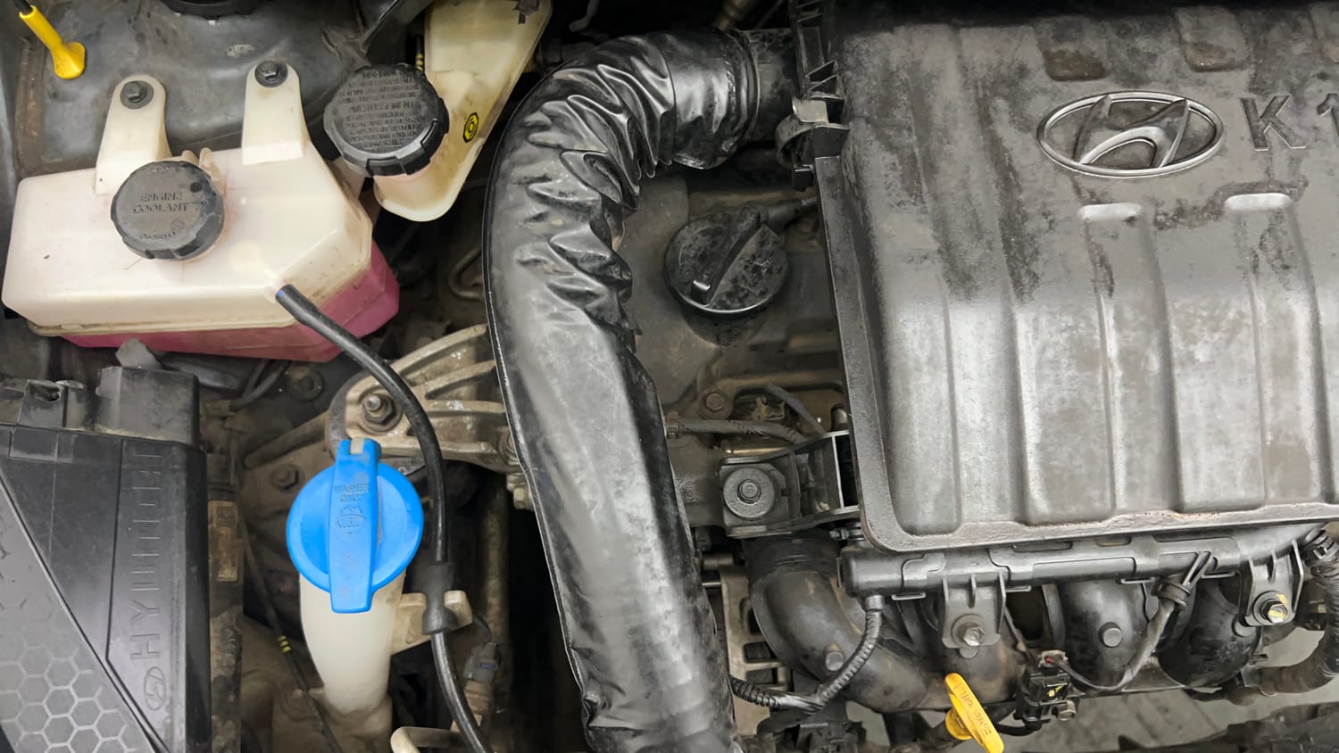 Used 2022 Hyundai Aura SX 1.2 Petrol Petrol Manual engine ENGINE RIGHT SIDE VIEW