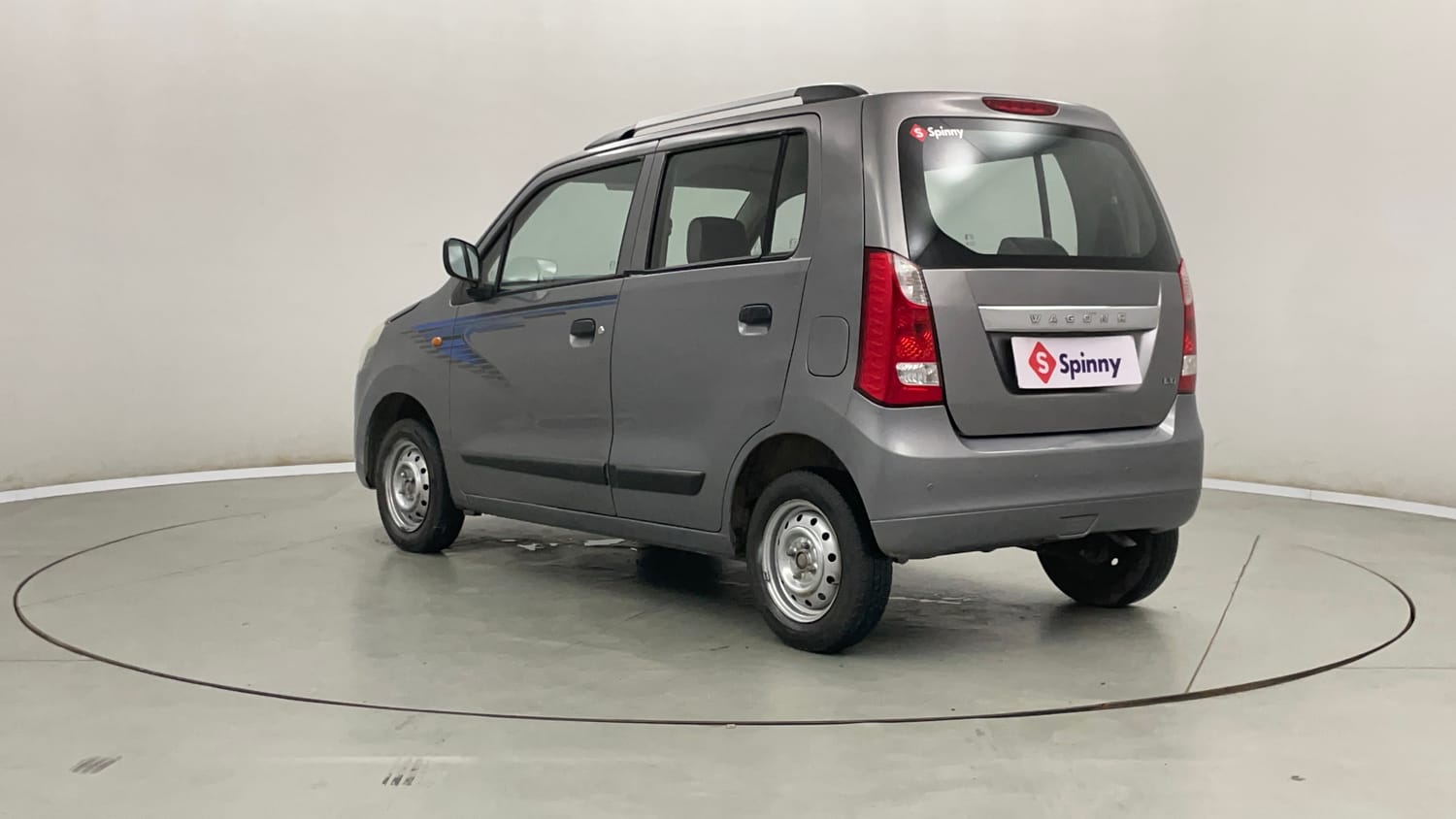 Used 2015 Maruti Suzuki Wagon R LXI Petrol Manual exterior LEFT REAR CORNER VIEW