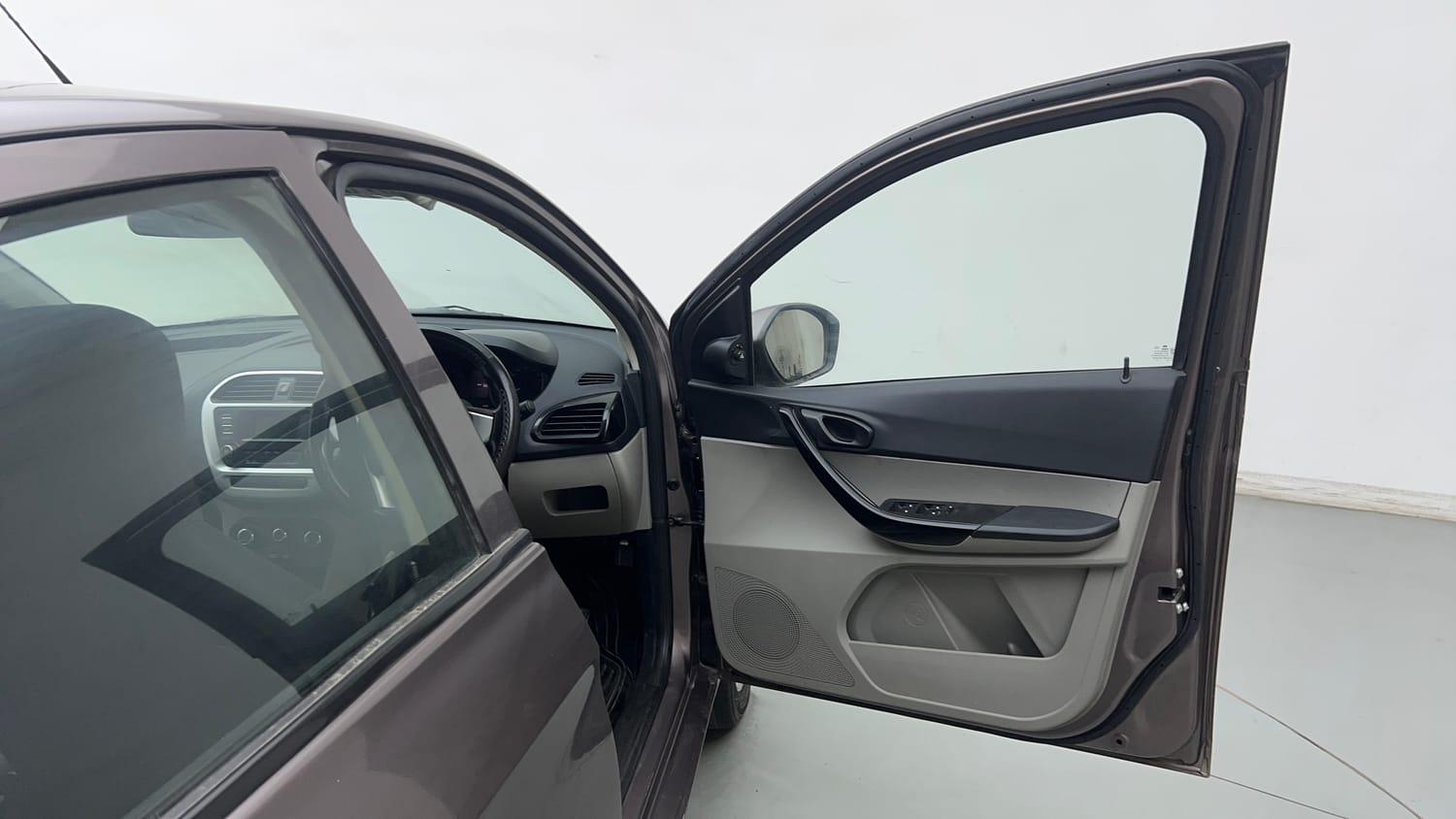 Used 2017 Tata Tiago Revotron XT Petrol Manual interior RIGHT FRONT DOOR OPEN VIEW