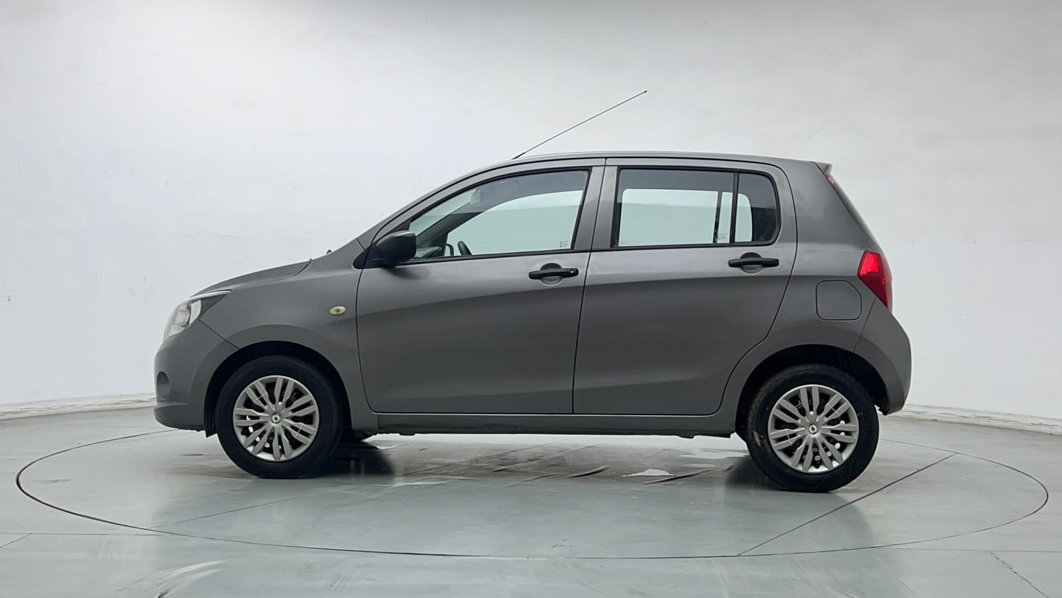 Used 2015 Maruti Suzuki Celerio VXi Petrol Manual exterior LEFT SIDE VIEW