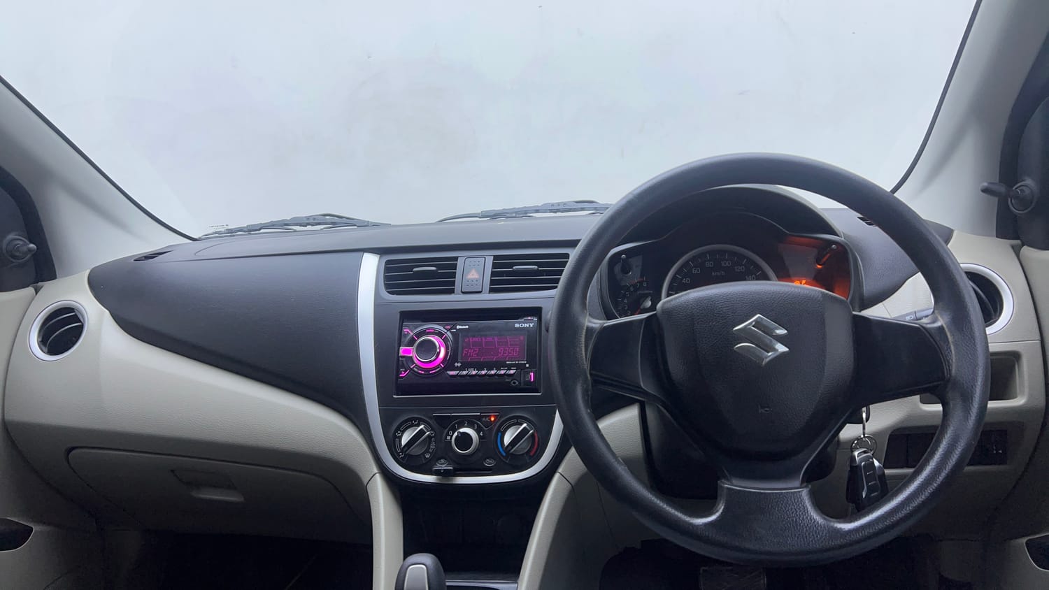 Used 2016 Maruti Suzuki Celerio VXi AMT Petrol Automatic interior DASHBOARD VIEW