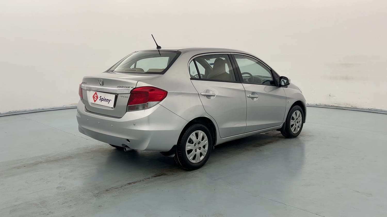 Used 2014 Honda Amaze 1.2 S i-VTEC Petrol Manual exterior RIGHT REAR CORNER VIEW