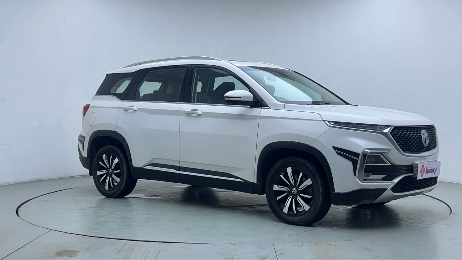 Used 2019 MG Motors Hector Sharp 1.5 DCT Petrol Petrol Automatic exterior RIGHT FRONT CORNER VIEW