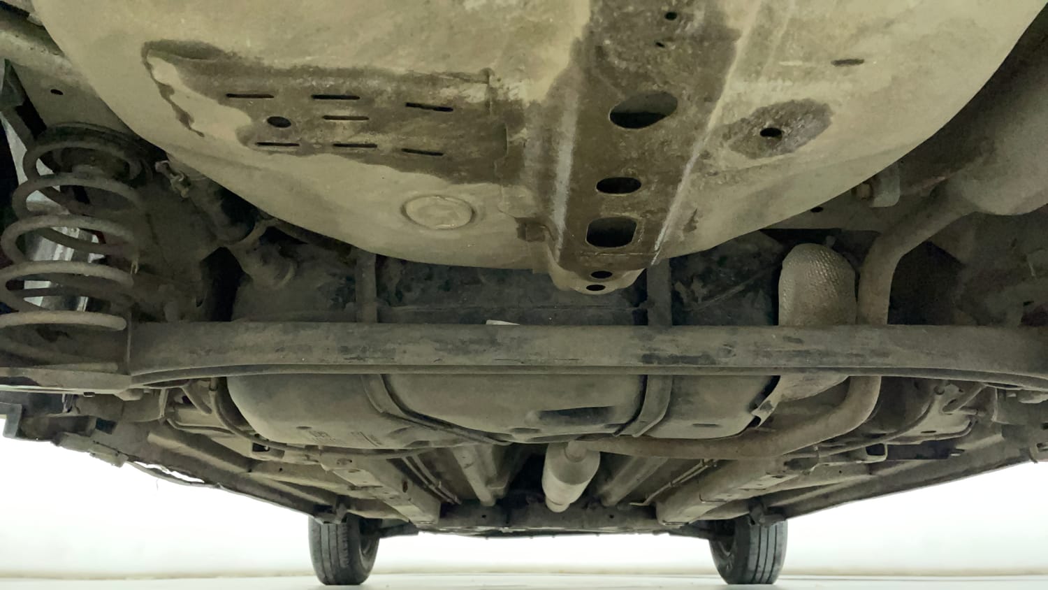 Used 2017 Maruti Suzuki Swift VXi Petrol Manual extra REAR UNDERBODY VIEW (TAKEN FROM REAR)