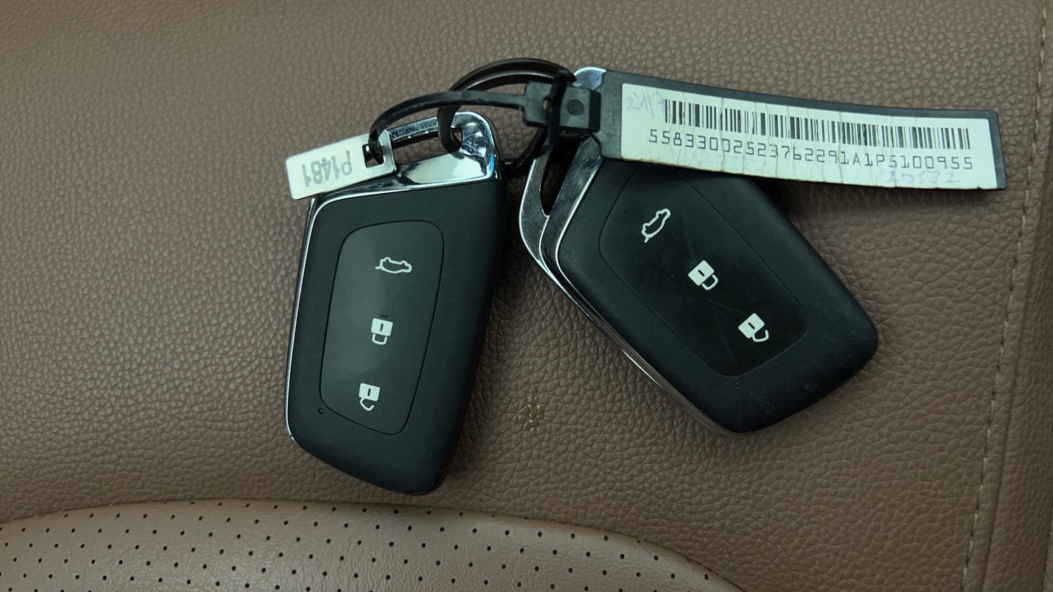 Used 2023 MG Motors Hector Plus Savvy Pro 1.5 Turbo Petrol CVT 6 STR Petrol Automatic extra CAR KEY VIEW