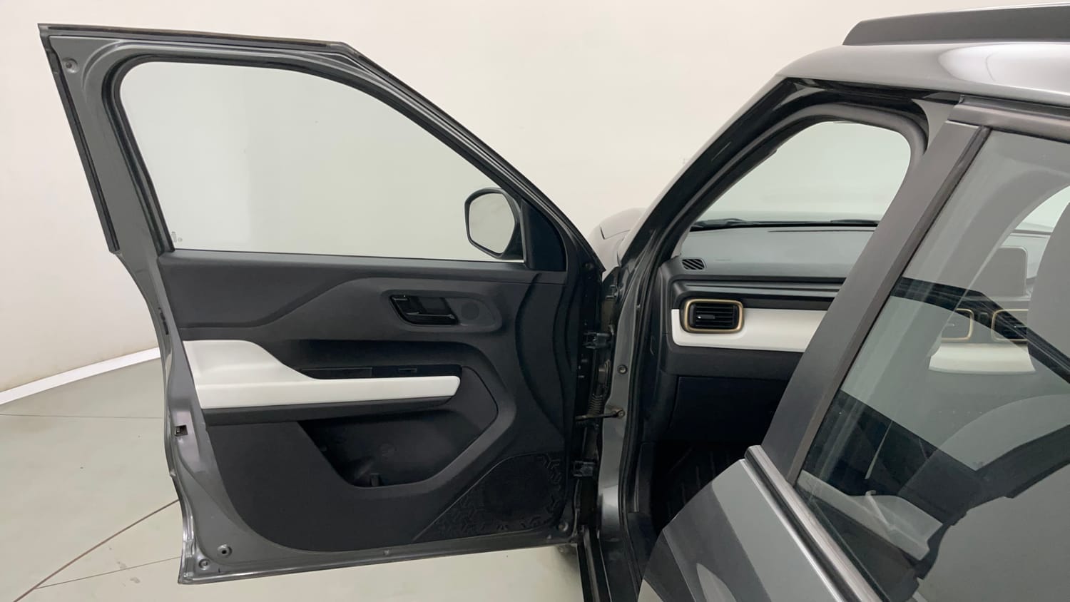 Used 2024 Tata Punch Accomplished MT Petrol Manual interior LEFT FRONT DOOR OPEN VIEW