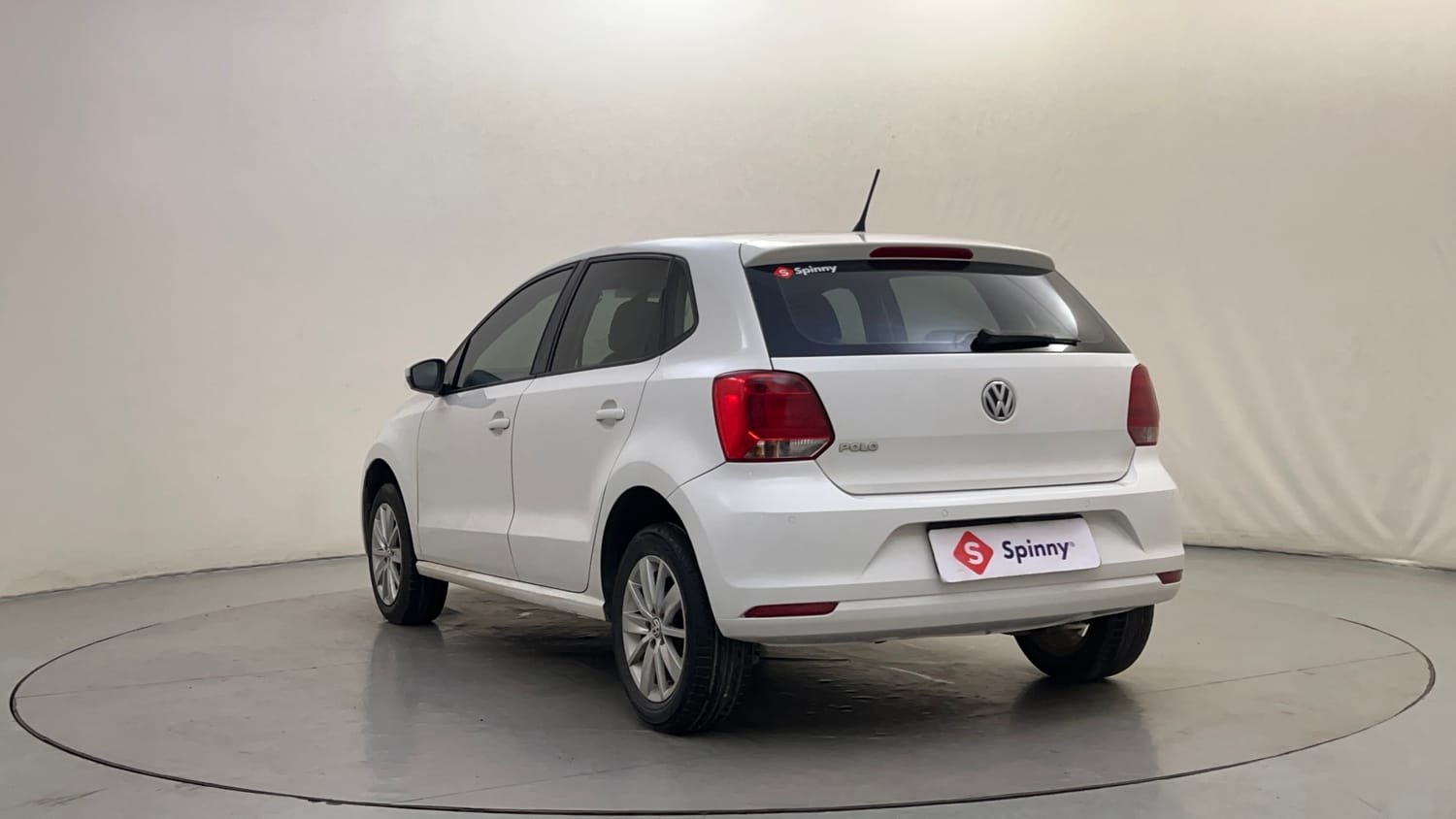 Used 2016 Volkswagen Polo Highline1.2L (P) Petrol Manual exterior LEFT REAR CORNER VIEW