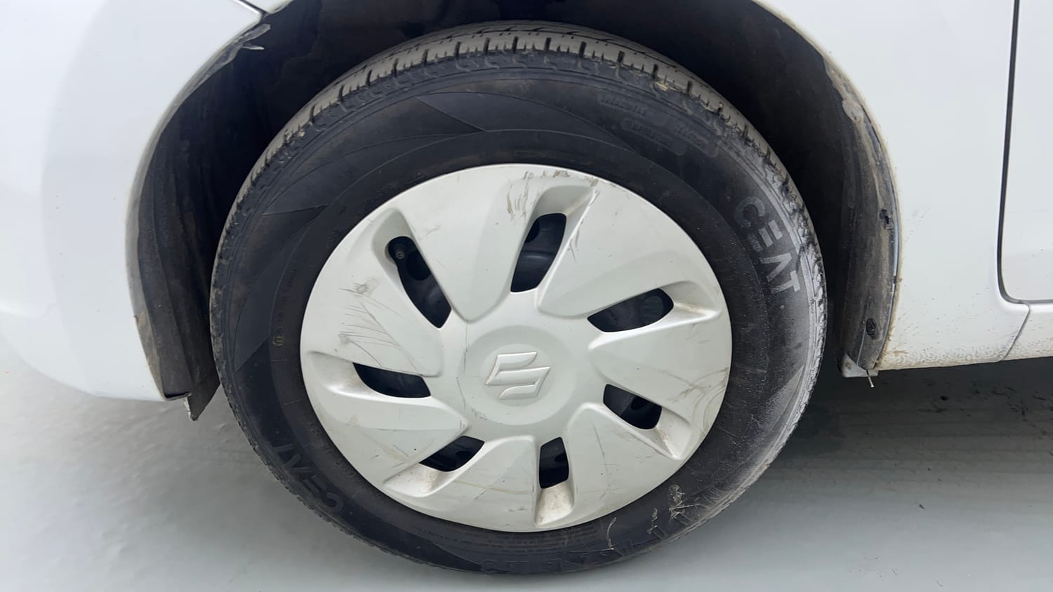 Used 2016 Maruti Suzuki Celerio VXi AMT Petrol Automatic tyres LEFT FRONT TYRE RIM VIEW