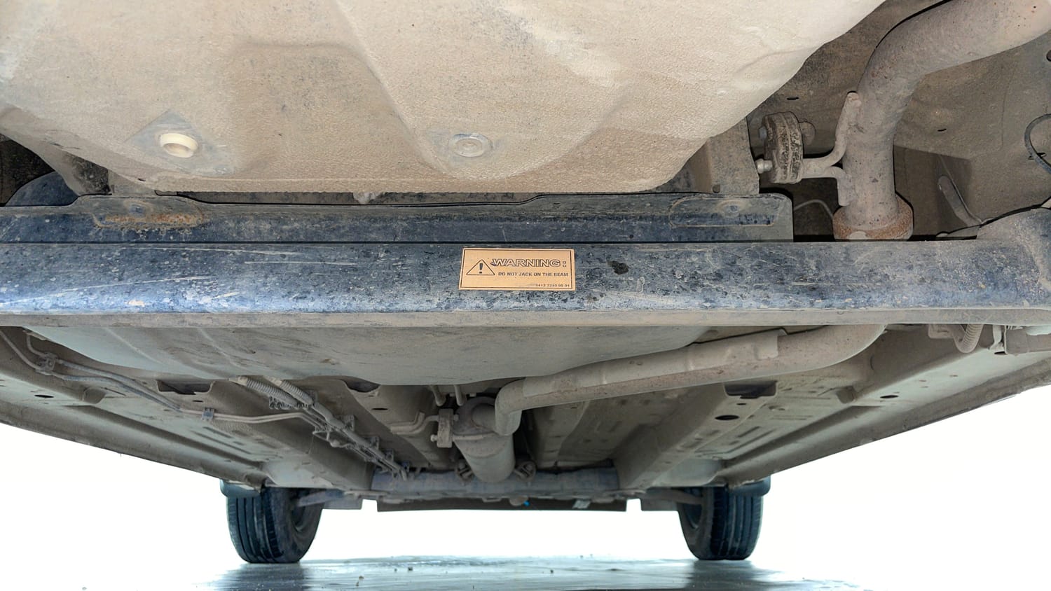 Used 2024 Tata Punch Accomplished MT Petrol Manual extra REAR UNDERBODY VIEW (TAKEN FROM REAR)