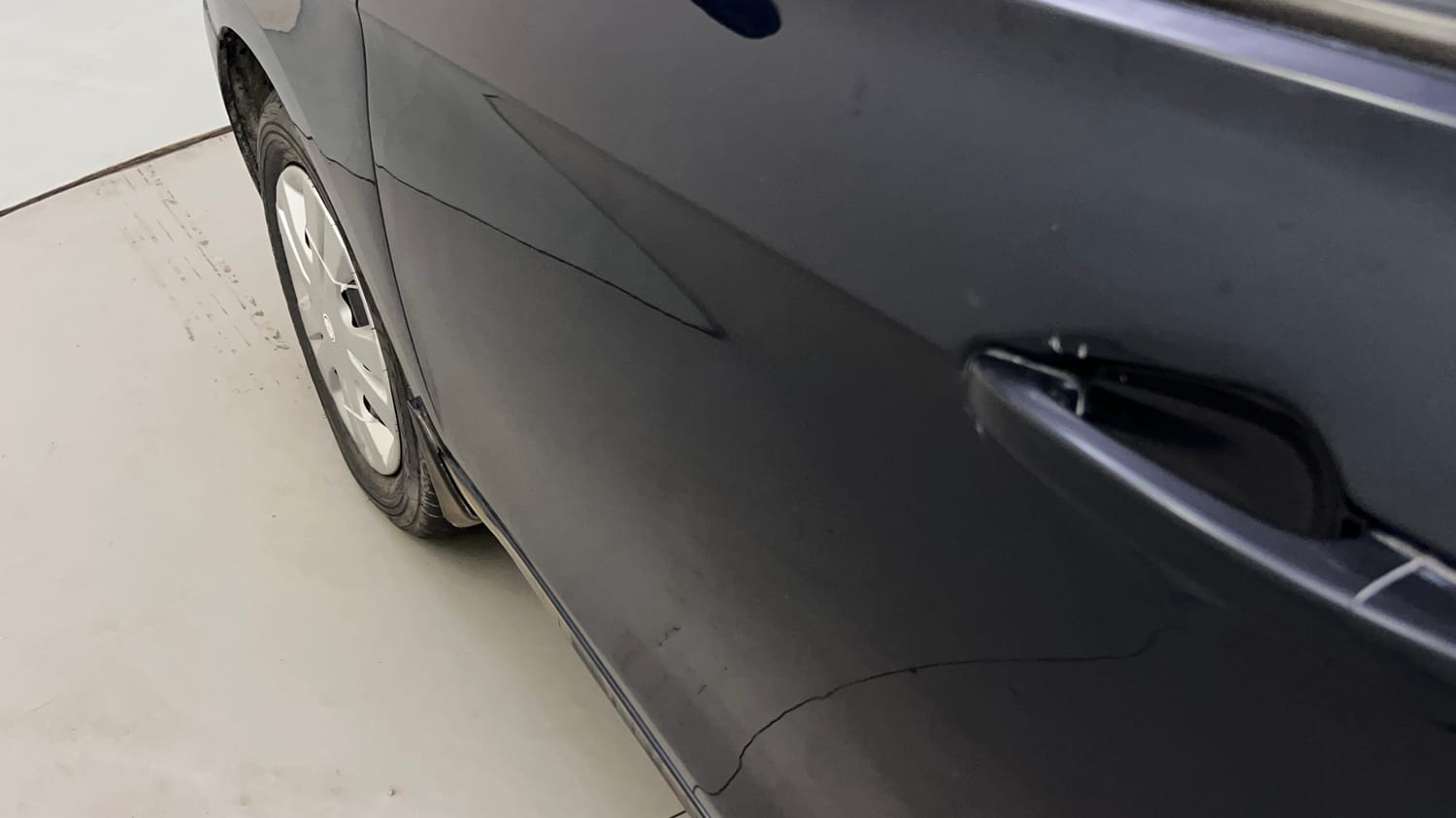 Used 2021 Tata Tiago XT Petrol Manual dents MINOR SCRATCH