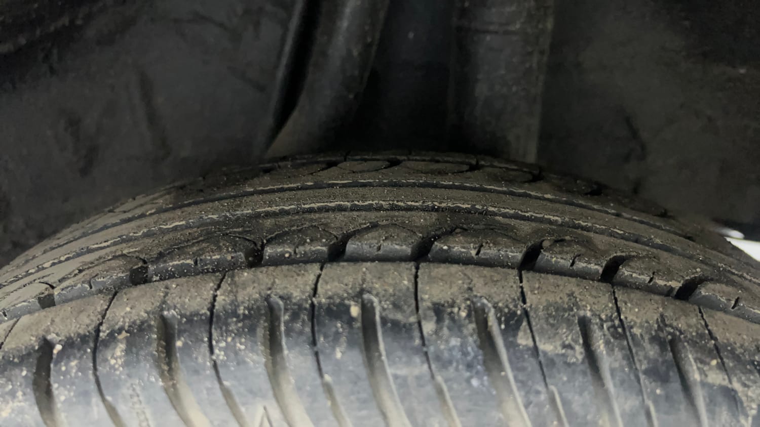 Used 2020 Honda Amaze 1.2 VX CVT Petrol Petrol Automatic tyres LEFT REAR TYRE TREAD VIEW