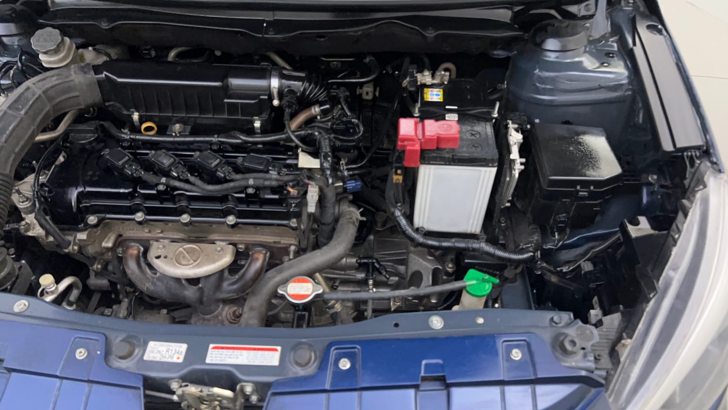 Used 2020 Maruti Suzuki Ciaz Alpha Hybrid 1.5 Petrol Manual engine ENGINE LEFT SIDE VIEW