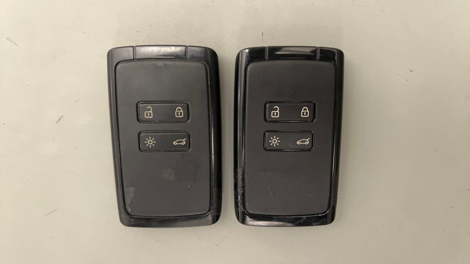 Used 2024 Renault Kiger RXZ Turbo CVT Dual Tone Petrol Automatic extra CAR KEY VIEW