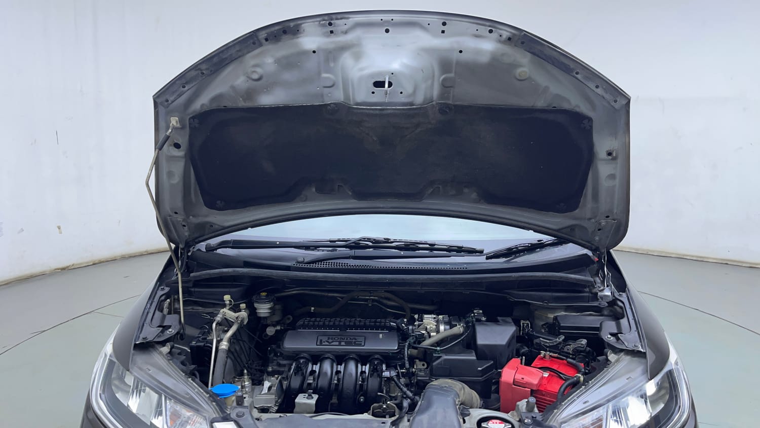 Used 2022 Honda Jazz ZX CVT Petrol Automatic engine ENGINE & BONNET OPEN FRONT VIEW