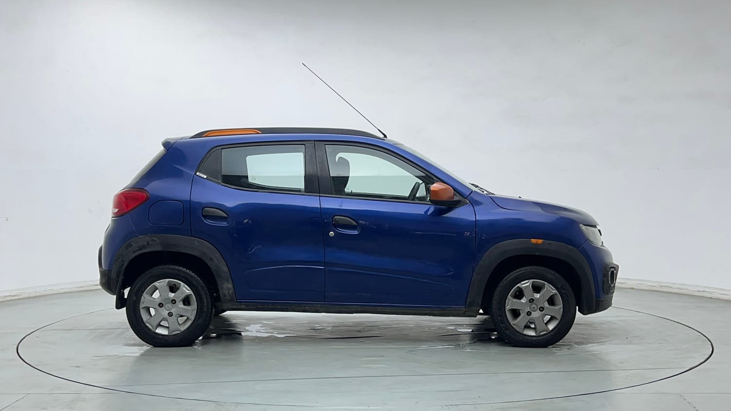 Used 2017 Renault Kwid CLIMBER 1.0 AMT Petrol Automatic exterior RIGHT SIDE VIEW